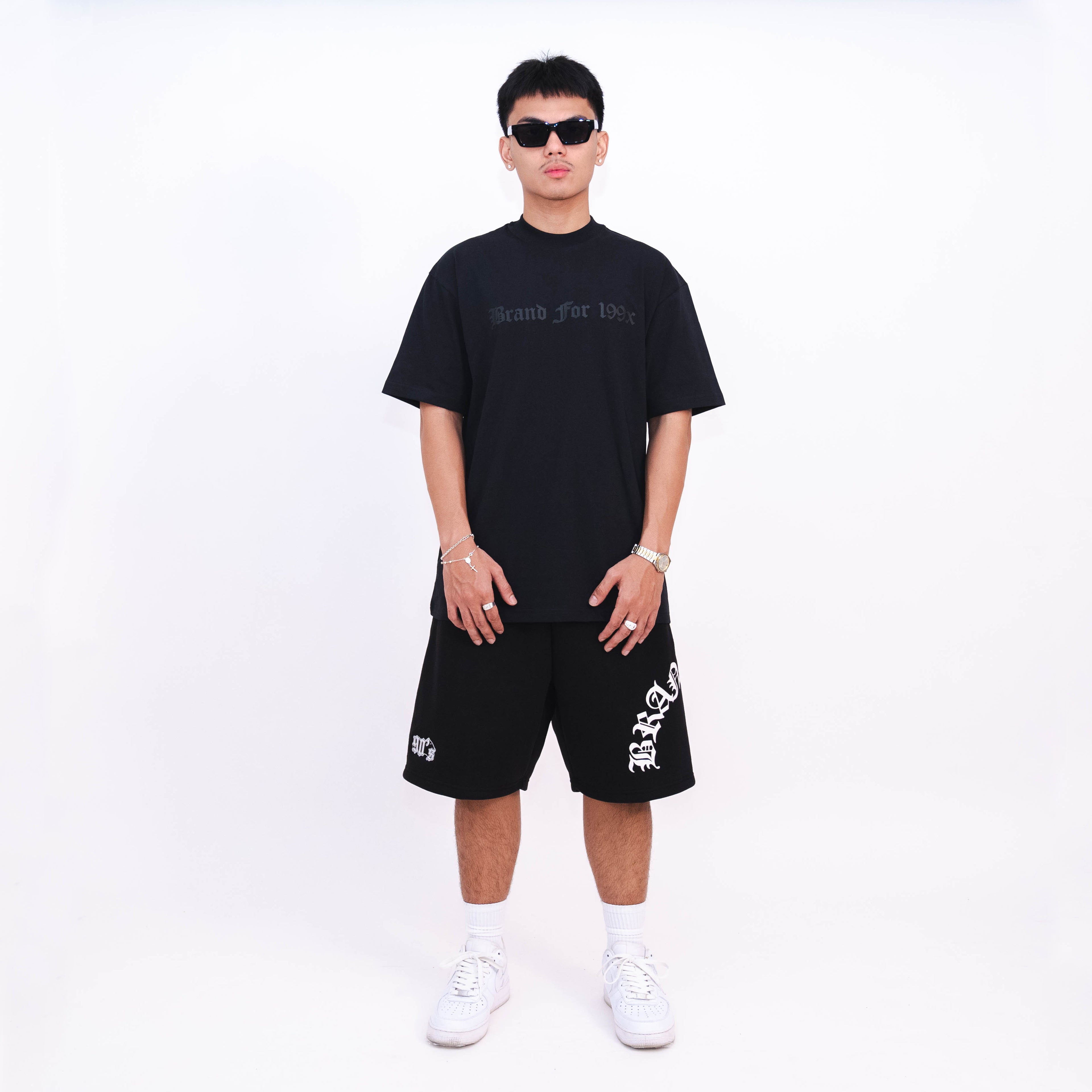BLACK ON BLACK ( NO PRICE, SIZE CHART AND DESCRIPTION )