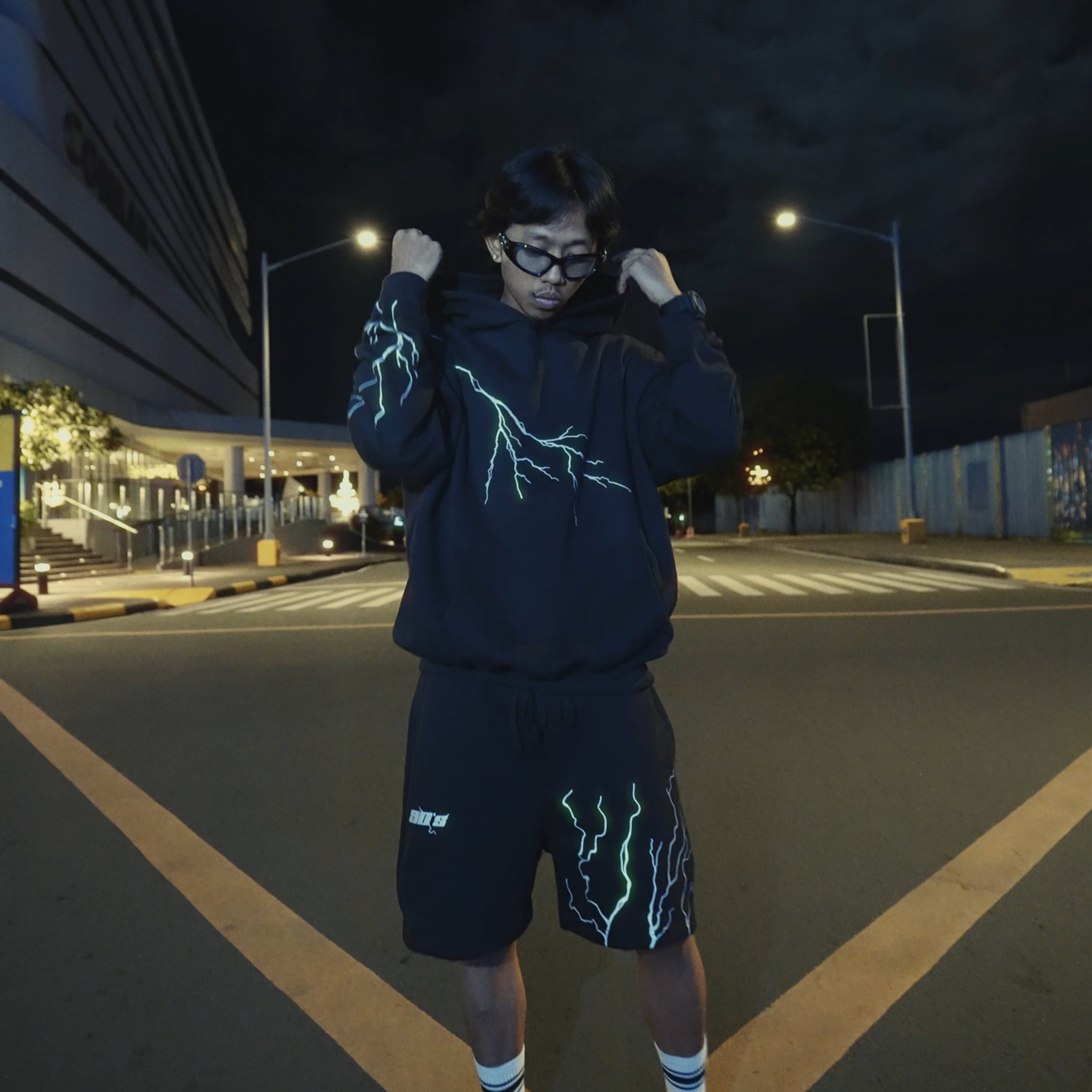 LIGHTNING REFLECTORIZED HOODIE ( NO SIZE CHARTS, NO PRICE AND DESCRIPTION )