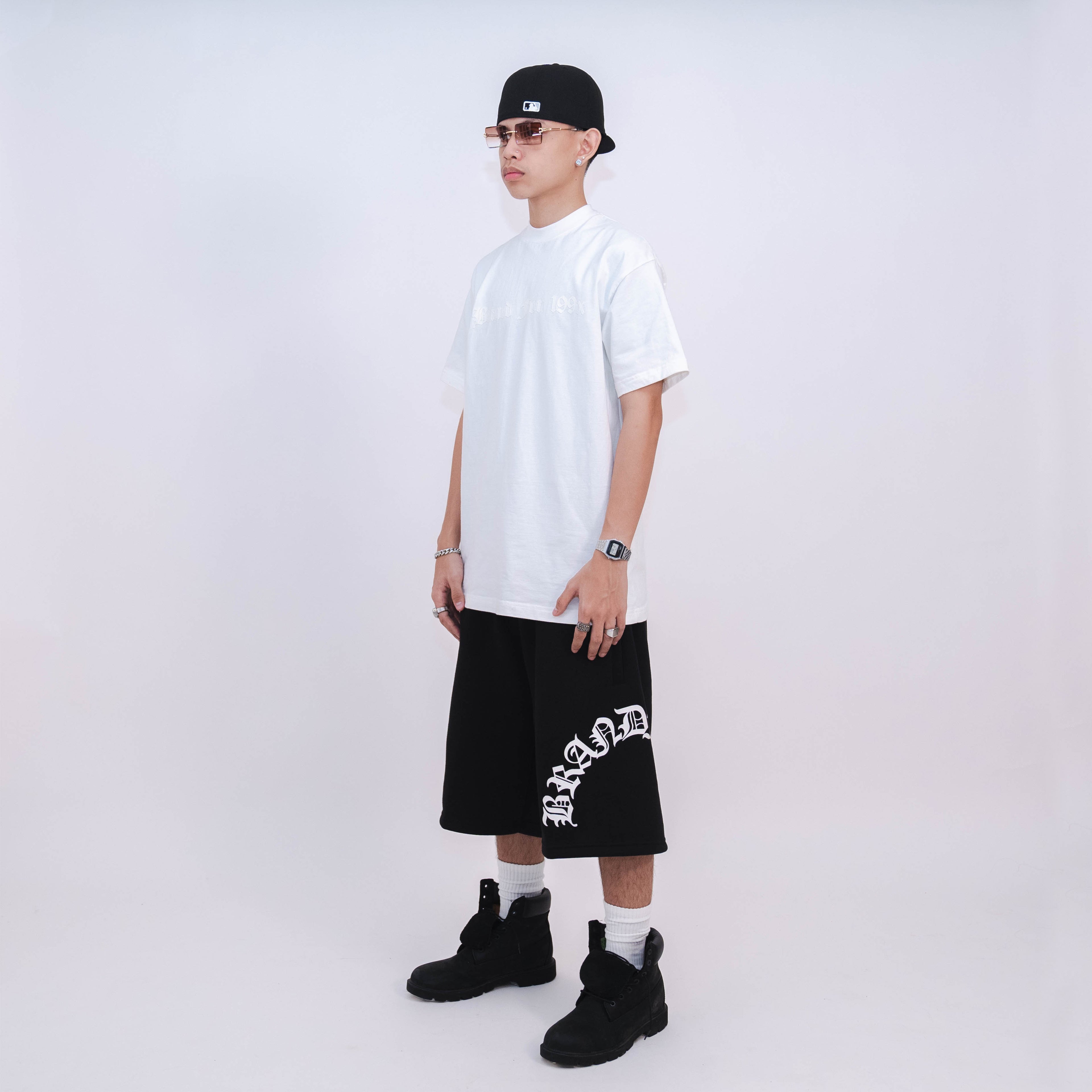 WHITE ON WHITE ( NO PRICE, SIZECHARTS AND DESCRIPTION )