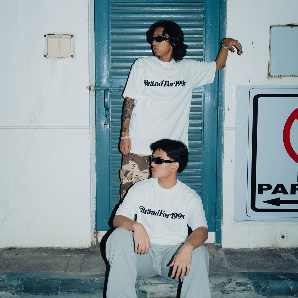 EMBOSSED 90'S SHIRT ( WHITE ) ( NO PRICE ) ( NO DESCRIPTION )