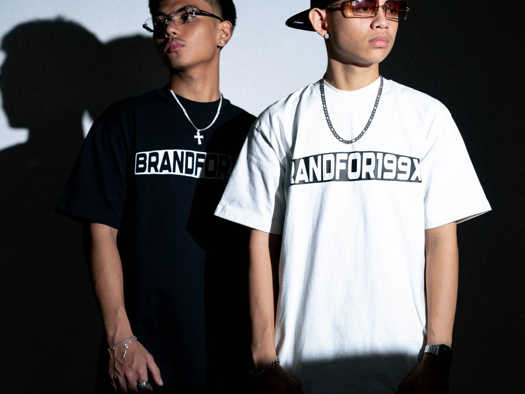 WHITE ON BLACK ( NO PRICE, SIZECHART AND DESCRIPTION )